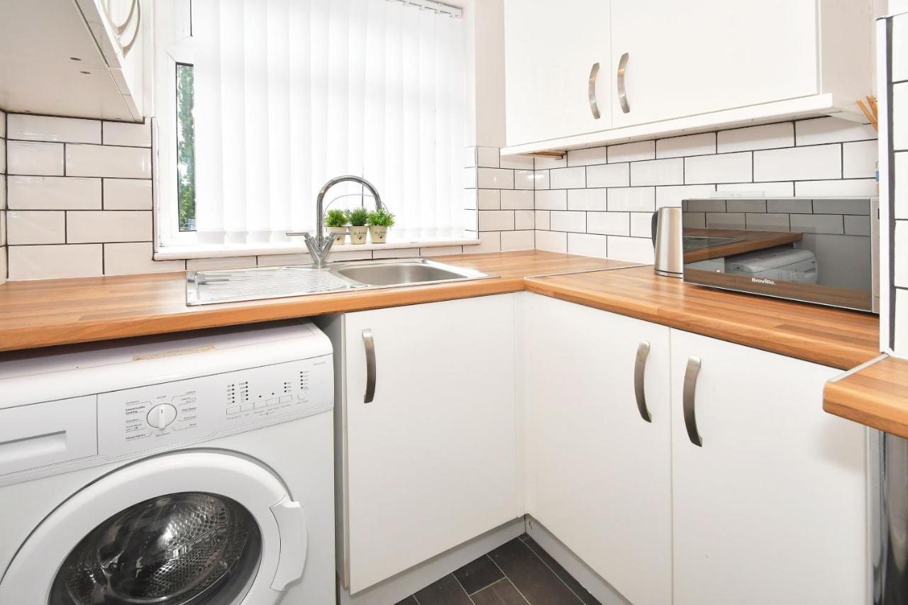 Wistaston House By Yourstays 5 Double Bedrooms And 2 Bathrooms, Great For Groups! Book Now! Crewe Exterior foto