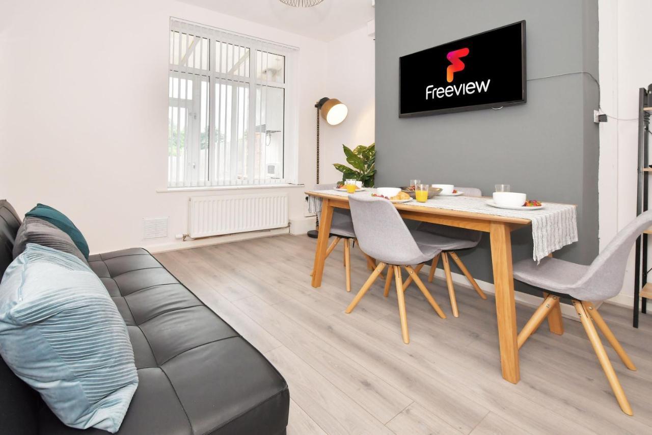 Wistaston House By Yourstays 5 Double Bedrooms And 2 Bathrooms, Great For Groups! Book Now! Crewe Exterior foto